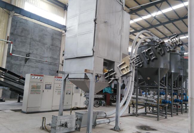 粉煤灰噸袋拆包機(jī)還可以應(yīng)用于哪些行業(yè)？