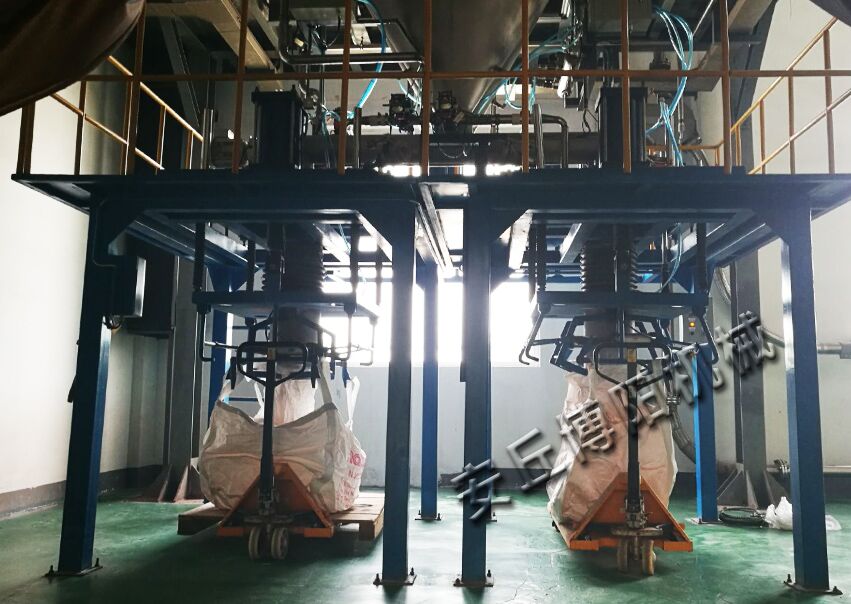 秸稈顆粒噸袋包裝機(jī)大體工作過程就是以下幾點