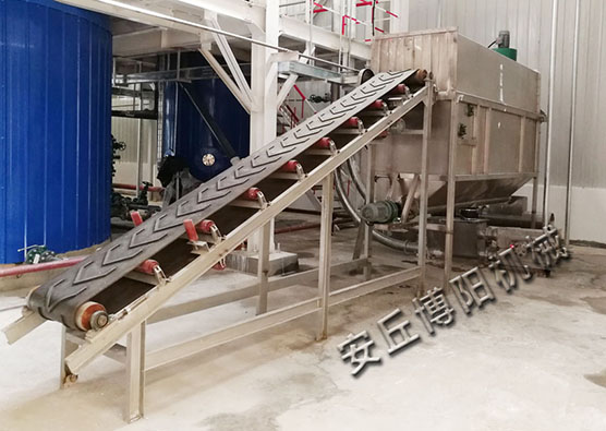 滑石粉自動拆袋設(shè)備在石粉行業(yè)中環(huán)保節(jié)能