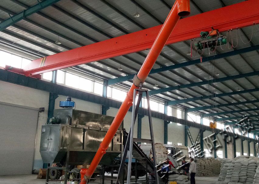 水泥自動(dòng)拆包機(jī)拆卸能夠解放人工？