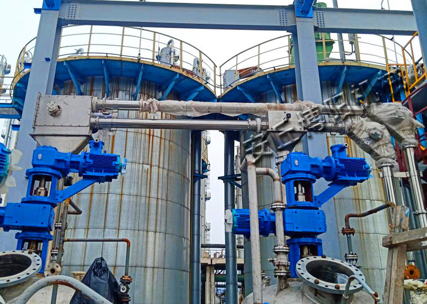 輸送化工粉料管鏈輸送機(jī)比螺旋輸送機(jī)好在哪？