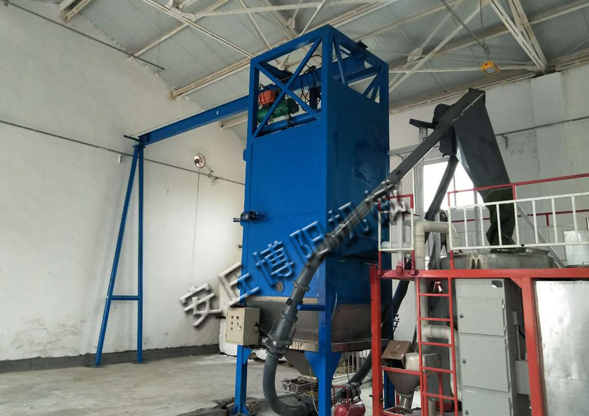 粉體噸袋拆包機(jī)的特點是什么？