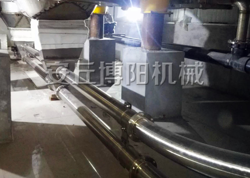 麩皮管鏈粉體輸送機在麩皮輸送中具有哪些獨特優(yōu)勢？