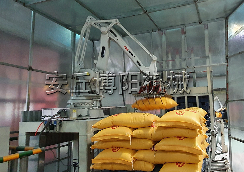 袋料自動(dòng)碼垛機(jī)器人的優(yōu)勢(shì)有哪些呢？