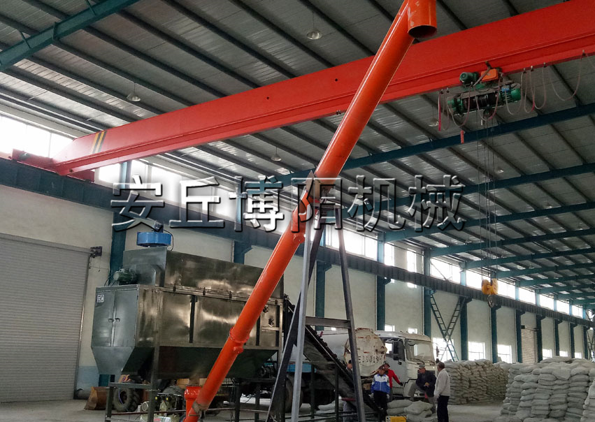 50kg水泥自動(dòng)破袋機(jī)的工業(yè)原理是什么？