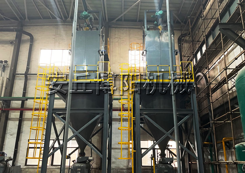 化工污泥噸袋拆包機的產(chǎn)品特點是什么？