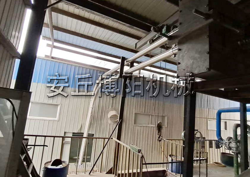 為什么很多企業(yè)會(huì)選擇安丘博陽(yáng)樹(shù)脂粉管鏈輸送機(jī)呢？