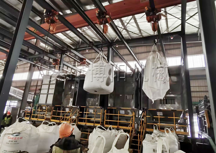 氯化鈉噸袋破袋機(jī)核心組成 無(wú)塵噸袋拆包機(jī)主要特點(diǎn)