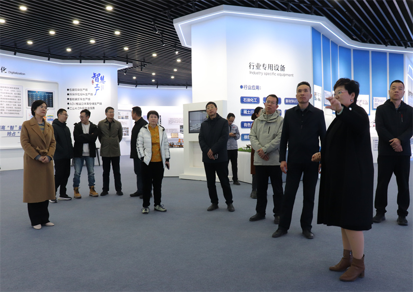 濰坊學(xué)院專家團(tuán)赴博陽機(jī)械調(diào)研 共商智能制造校企合作新篇章